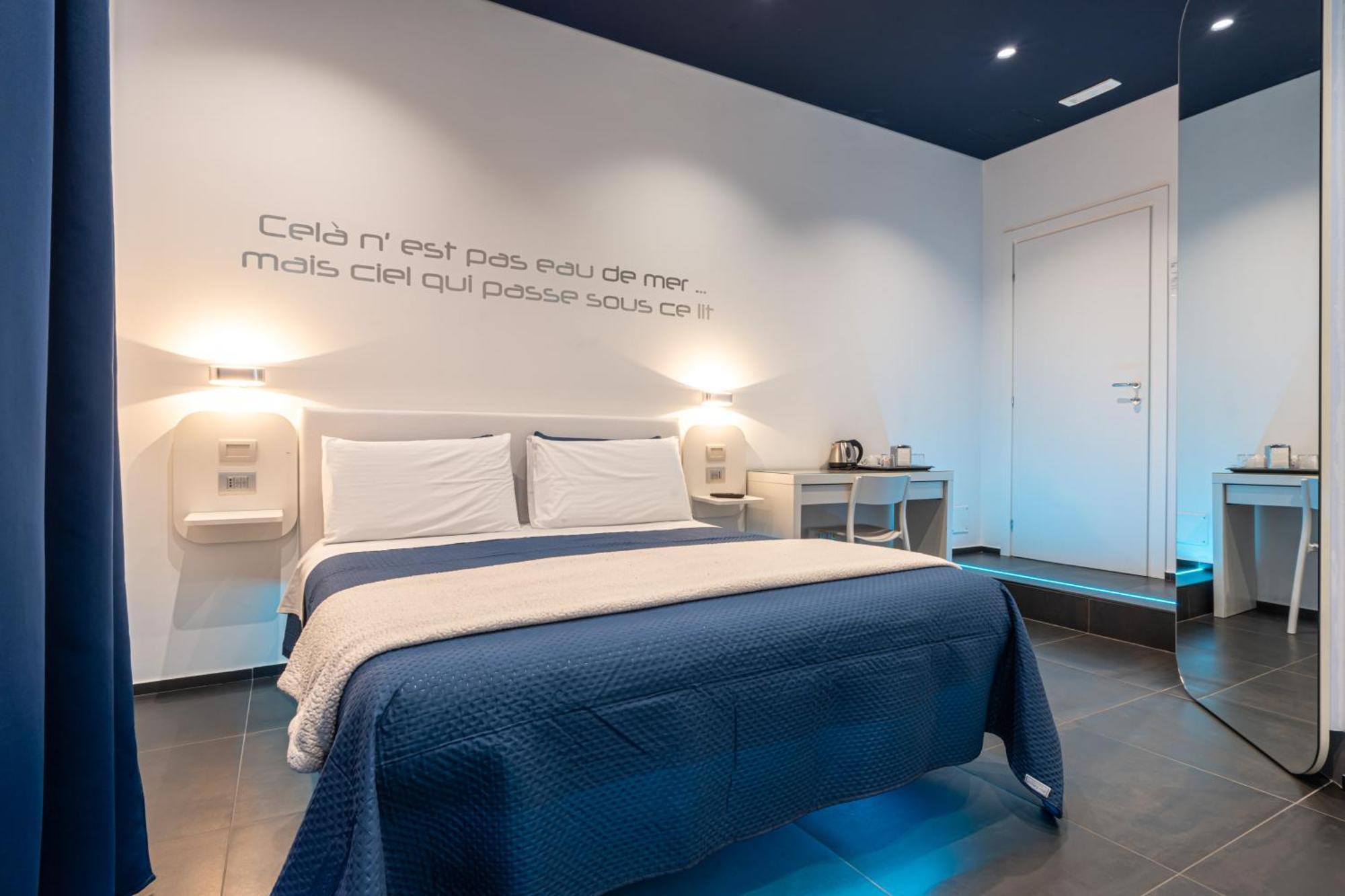 Skyhouse Beverello Napoli Ngoại thất bức ảnh