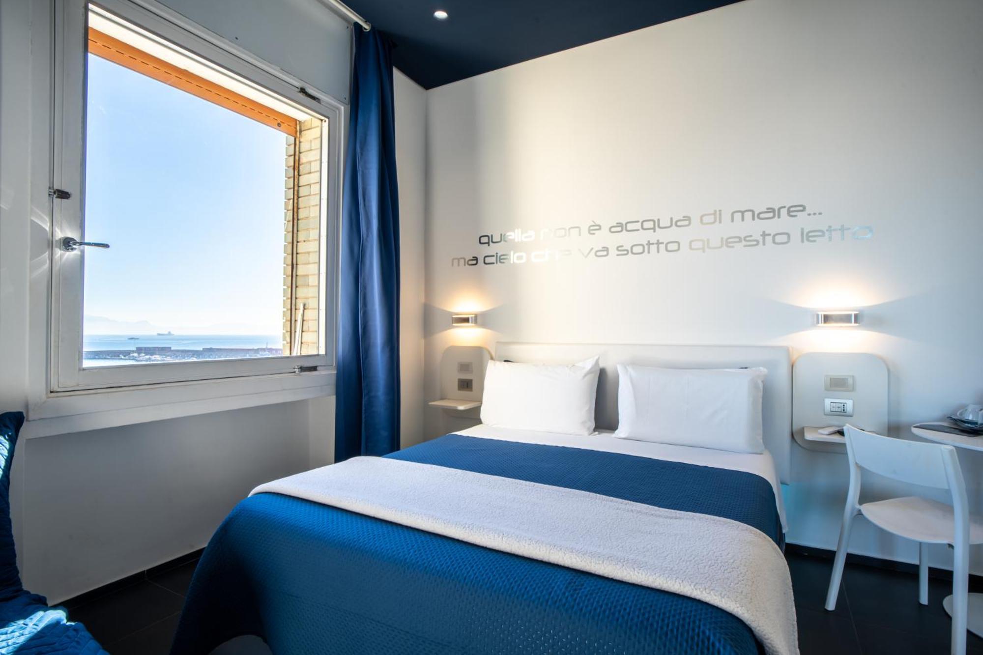 Skyhouse Beverello Napoli Ngoại thất bức ảnh