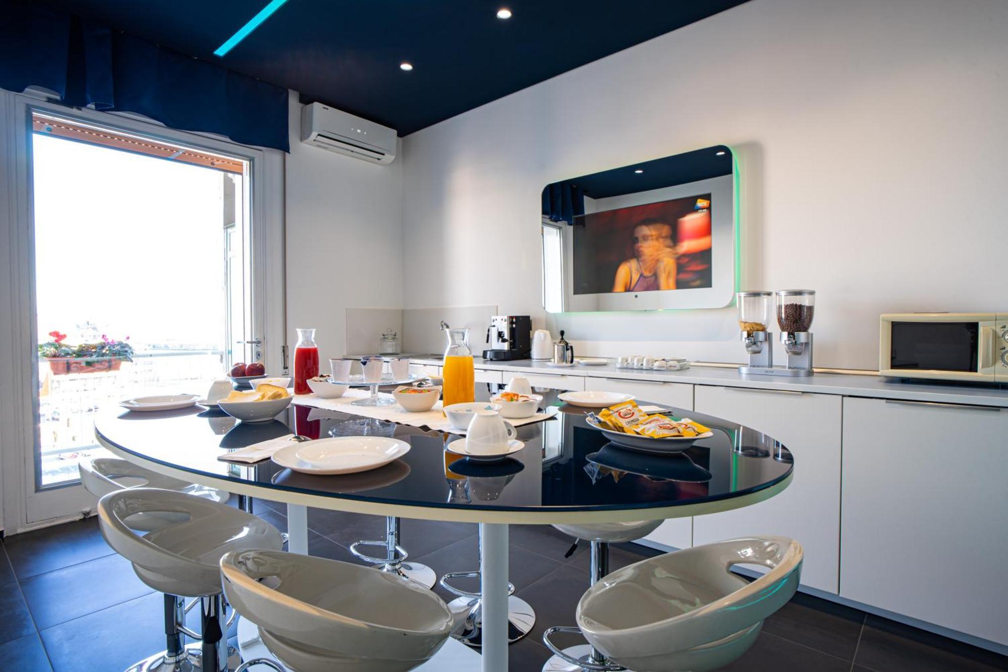 Skyhouse Beverello Napoli Ngoại thất bức ảnh