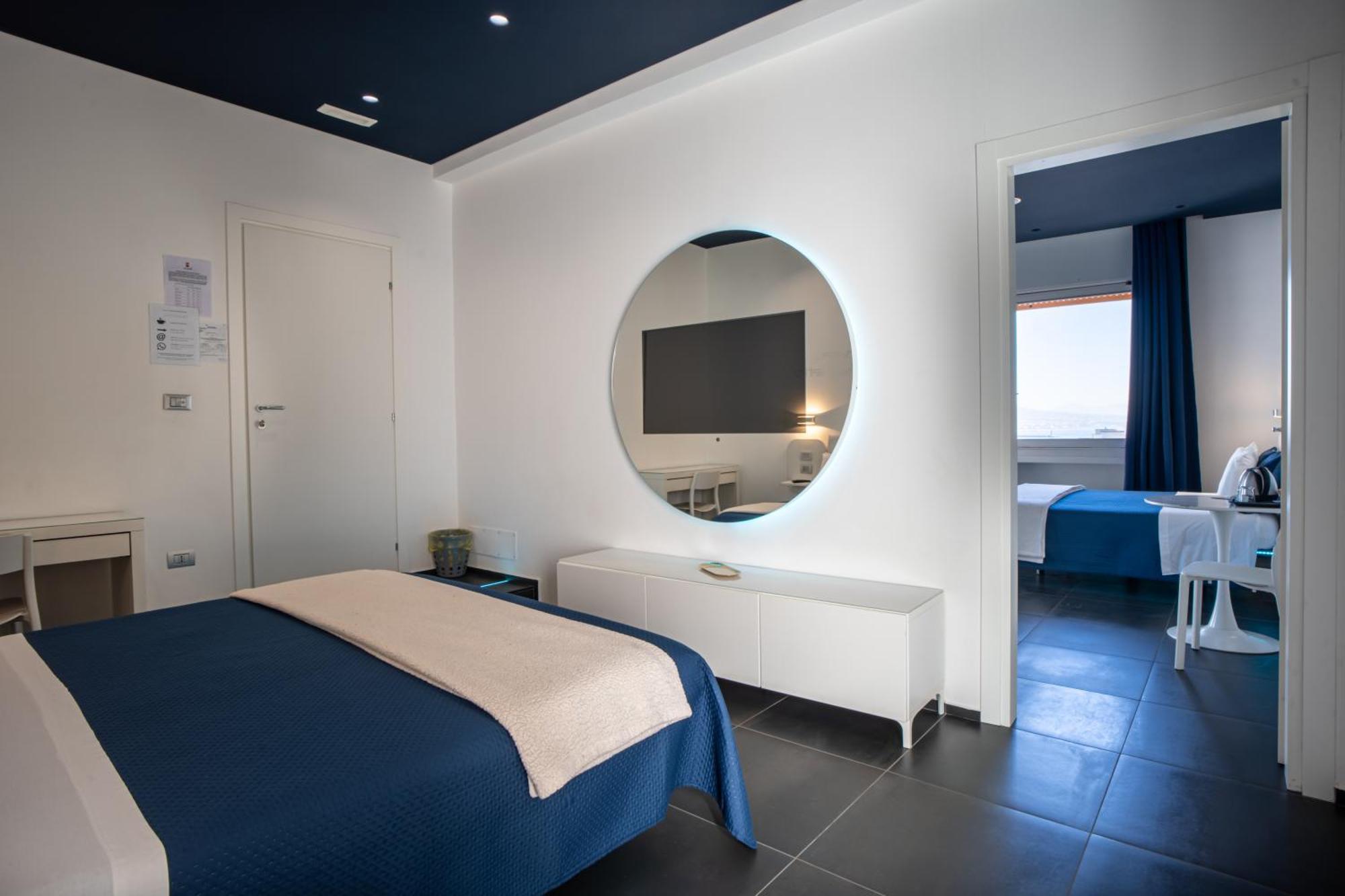 Skyhouse Beverello Napoli Ngoại thất bức ảnh
