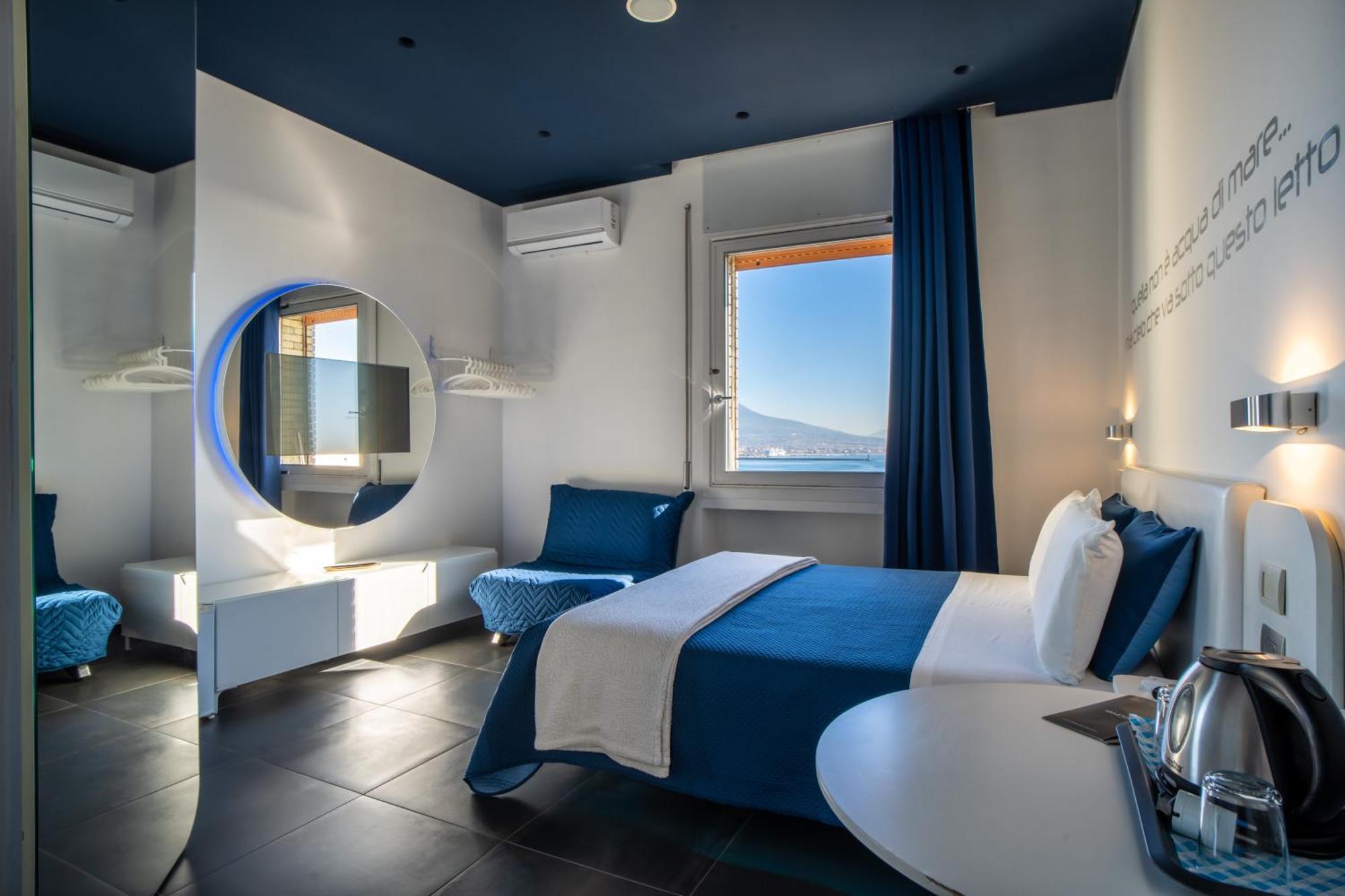 Skyhouse Beverello Napoli Ngoại thất bức ảnh